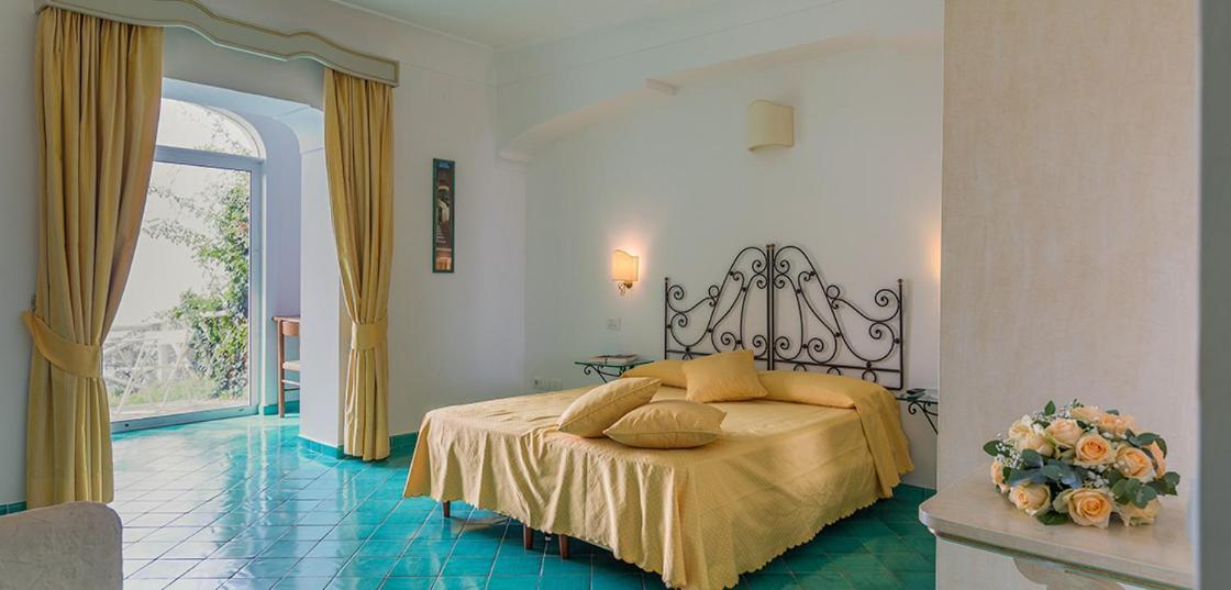 Bacio Del Sole B&B Позитано Экстерьер фото