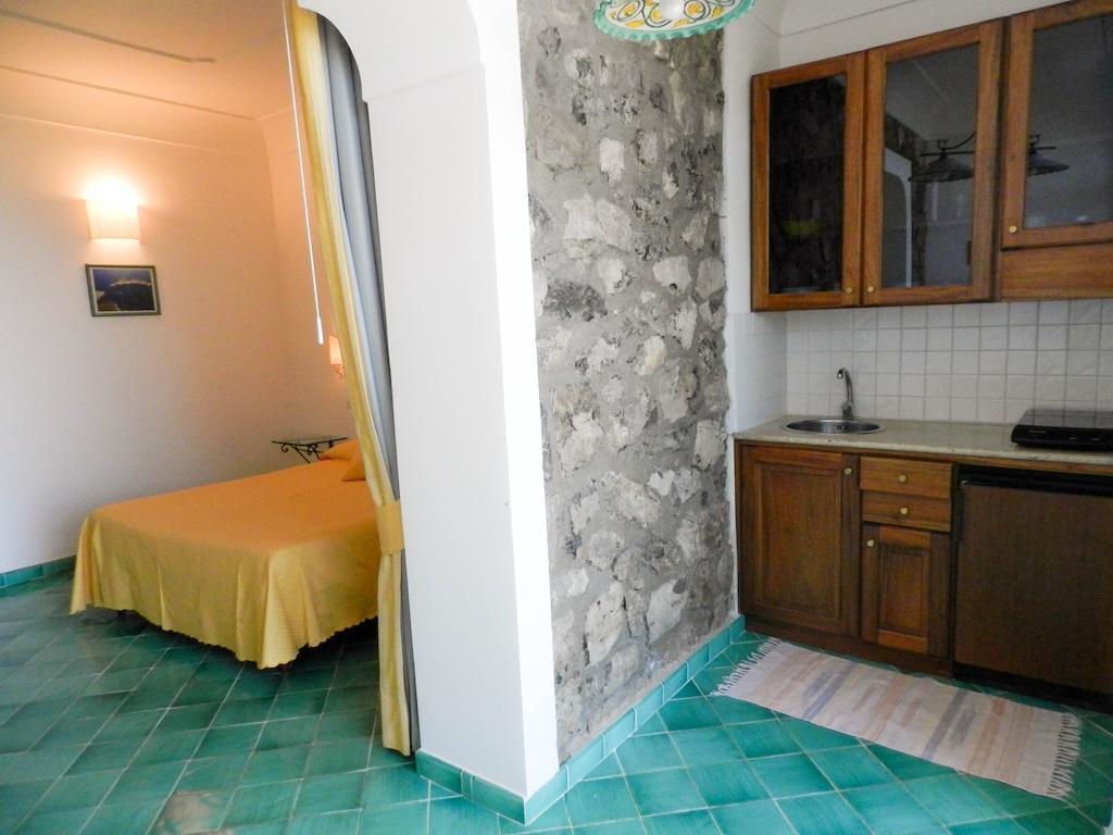 Bacio Del Sole B&B Позитано Экстерьер фото