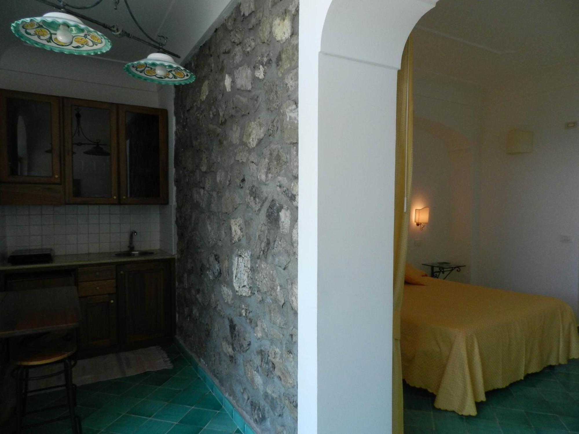 Bacio Del Sole B&B Позитано Экстерьер фото
